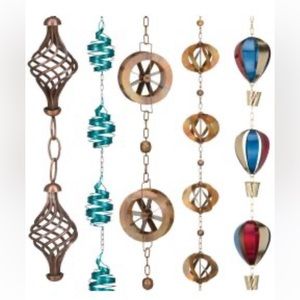 Decorative Chain Wall Room Accent in gold purple colors